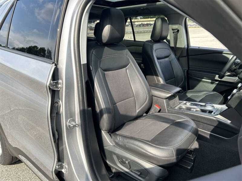 2021 Ford Explorer