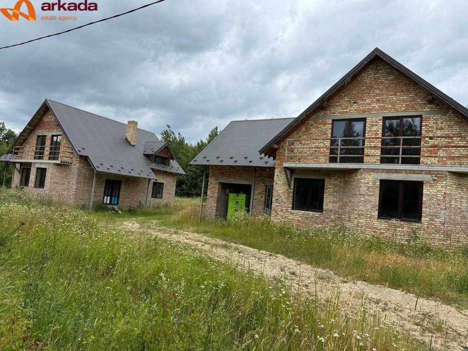 Продається будинок в передмістті Івано- франківська в с. Угринів.