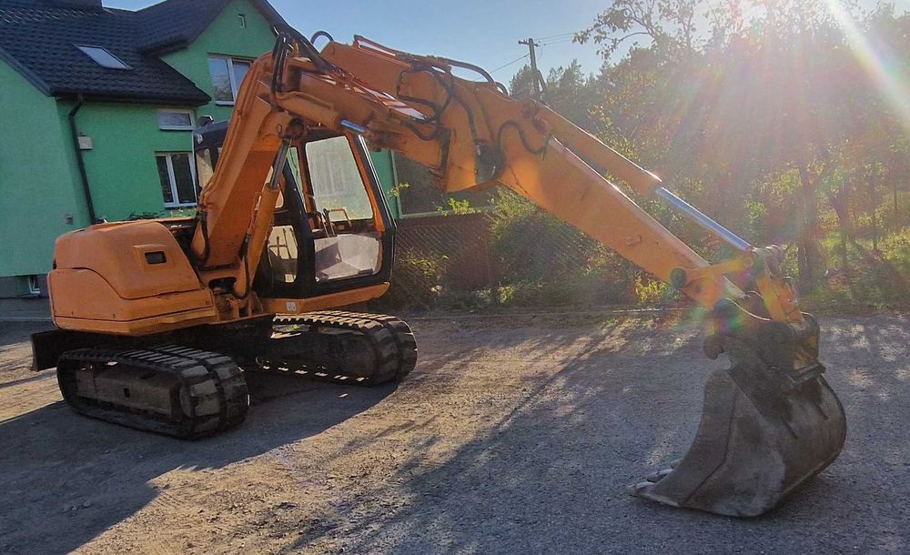 Koparka gąsiennicowa JCB JS70 Bolęcin • OLX.pl