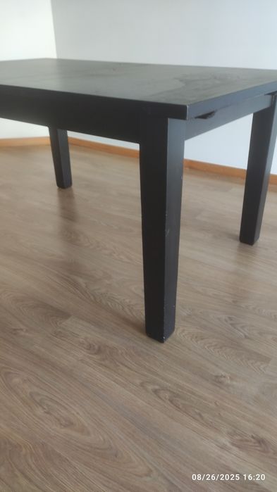 Mesa preta madeira maciça