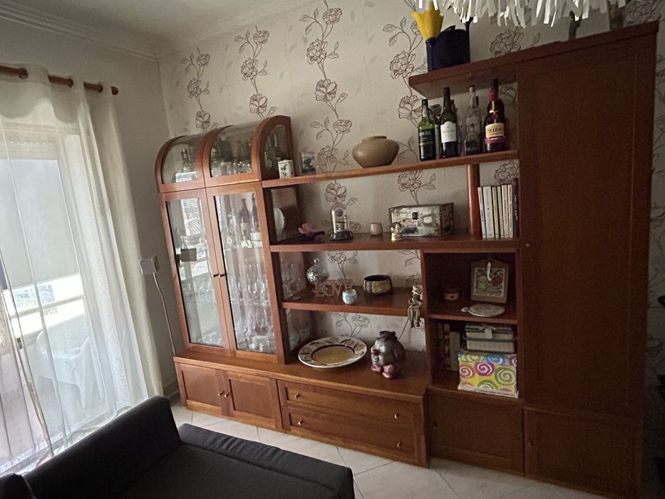 Vendo conjunto sofá/móvel/mesa