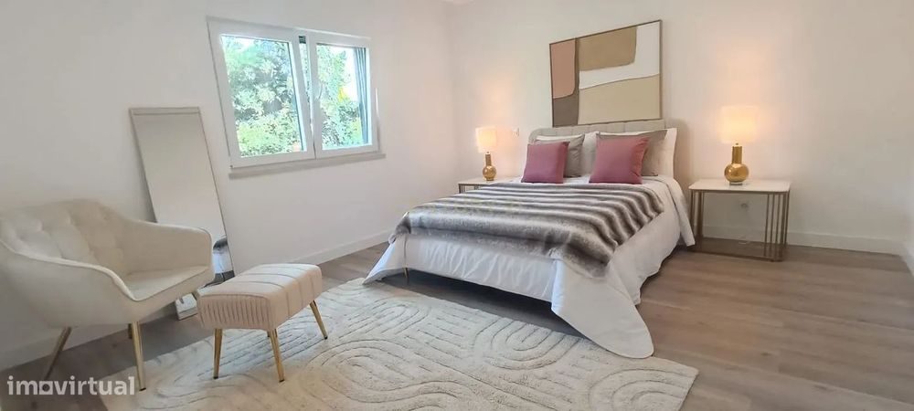 T2 com Suite, Closet e Varanda | Excelente Localização