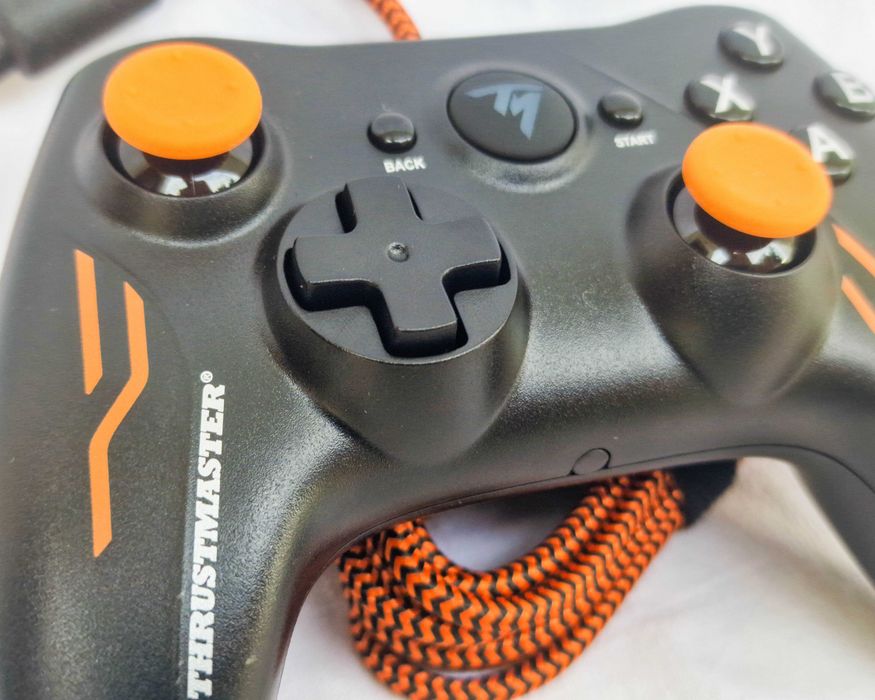 Gamepad Thrustmaster GP XID PRO eSport Edition para PC