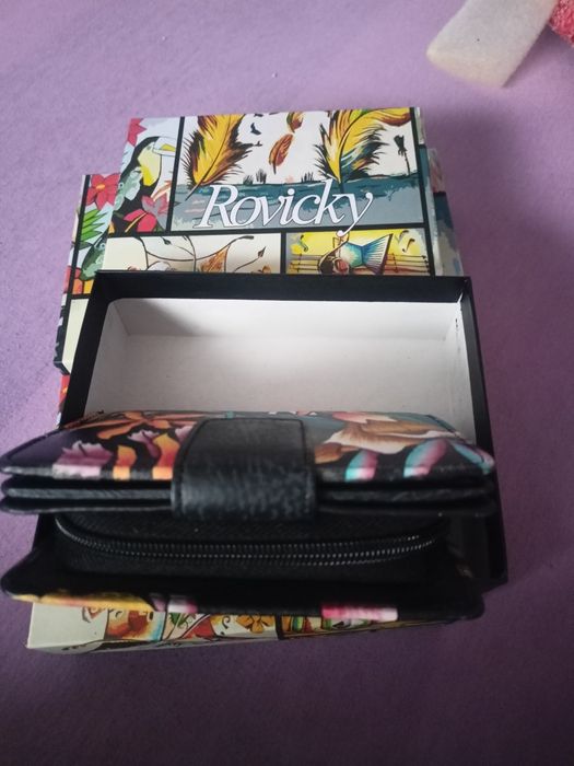 Sprzedam nowy portfel firmy Rovicky