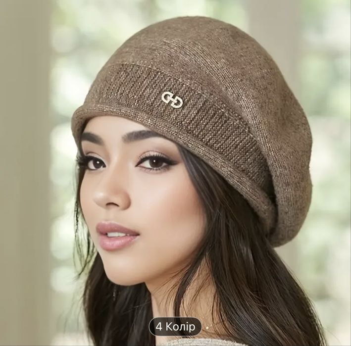 Жіноча шапка-берет