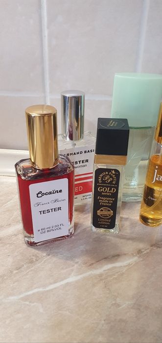 Продам лот парфумів