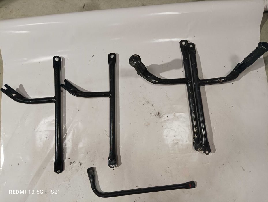 Simson S50, S51 - części - wsporniki + inne (8.01)