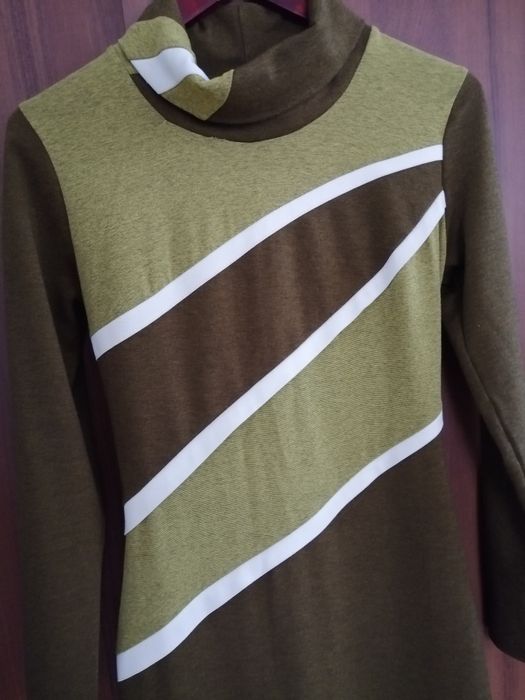 Продам Жіночу сукню