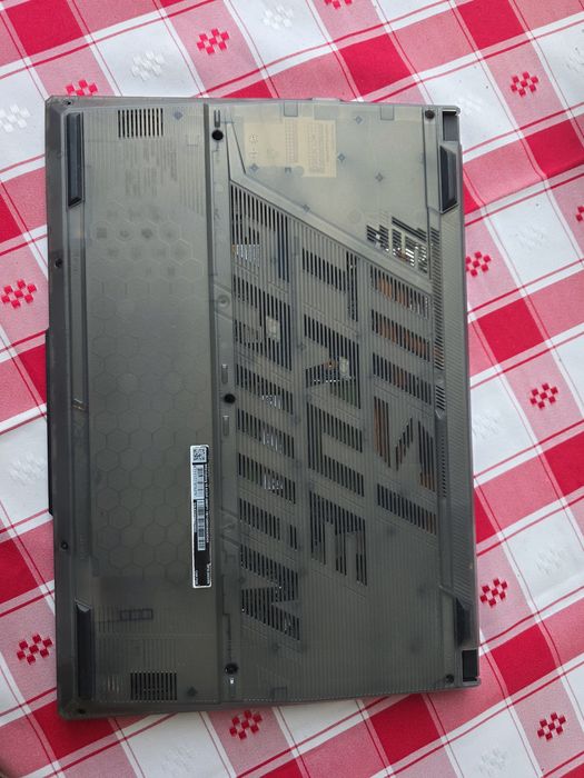 Portátil gaming rtx 4060, i7 12650h, 16gb DDR5 4800MT/s