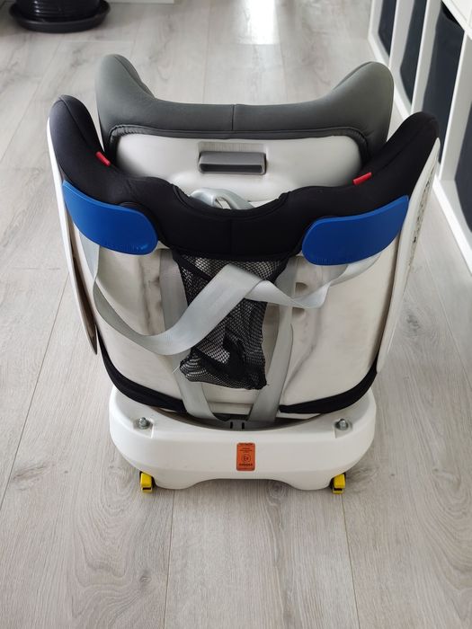 Cadeira de bebê giratória com isofix da Amazon