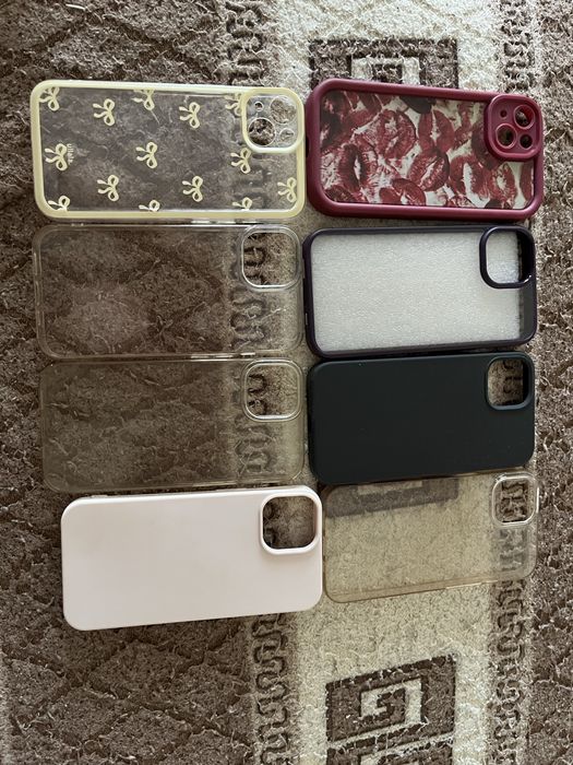 Чехлы на Iphone 13
