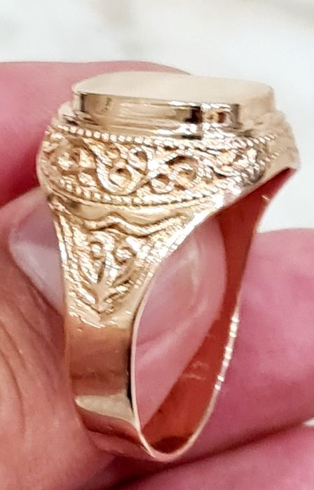 Продам золотые мужские печатки