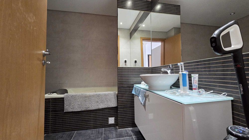 Apartamento T2 Torre da Marinha - Seixal