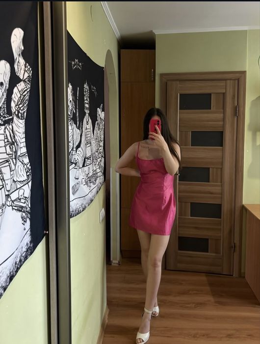 Всі сукні по 250 грн , розміри в описі