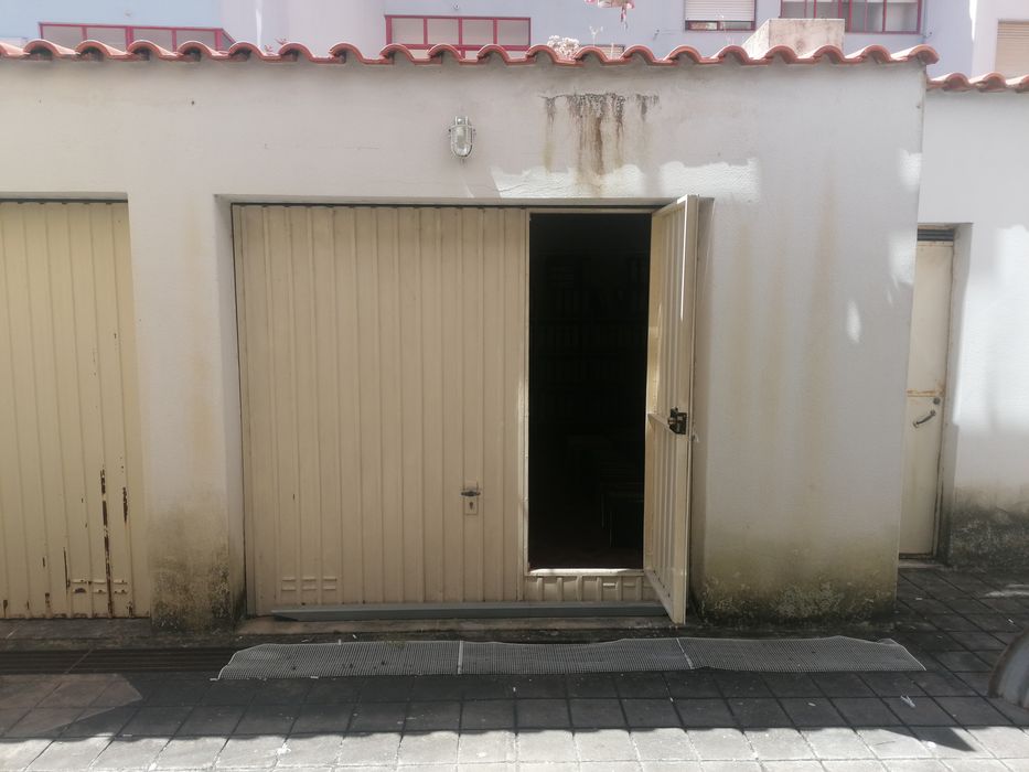 Garagem arrendamento Montijo