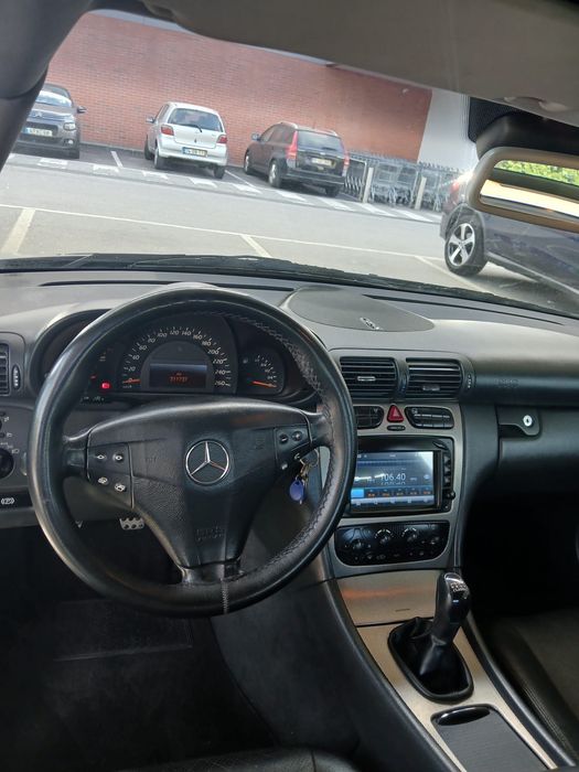 Mercedes Benz 220 de 2002