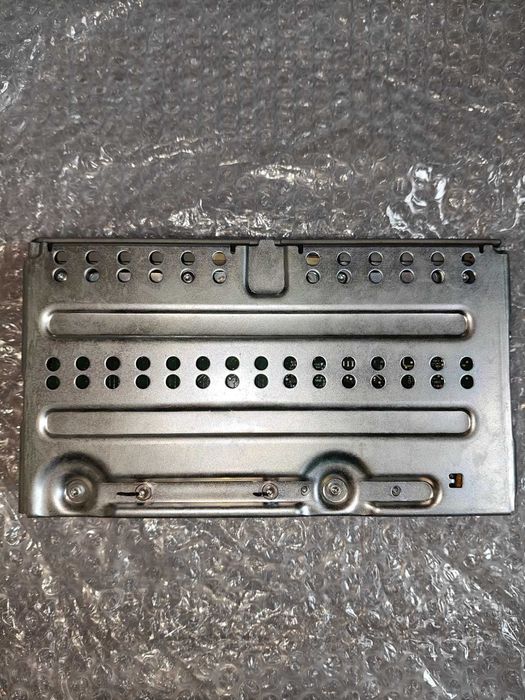 Підсилювач звуку аудіосистеми Toyota Land Cruiser 200 -JBL 86280