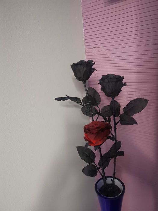Bardzo wysoki WAZON 98cm NOWY !!! ze szkła + róże CZARNE !!!