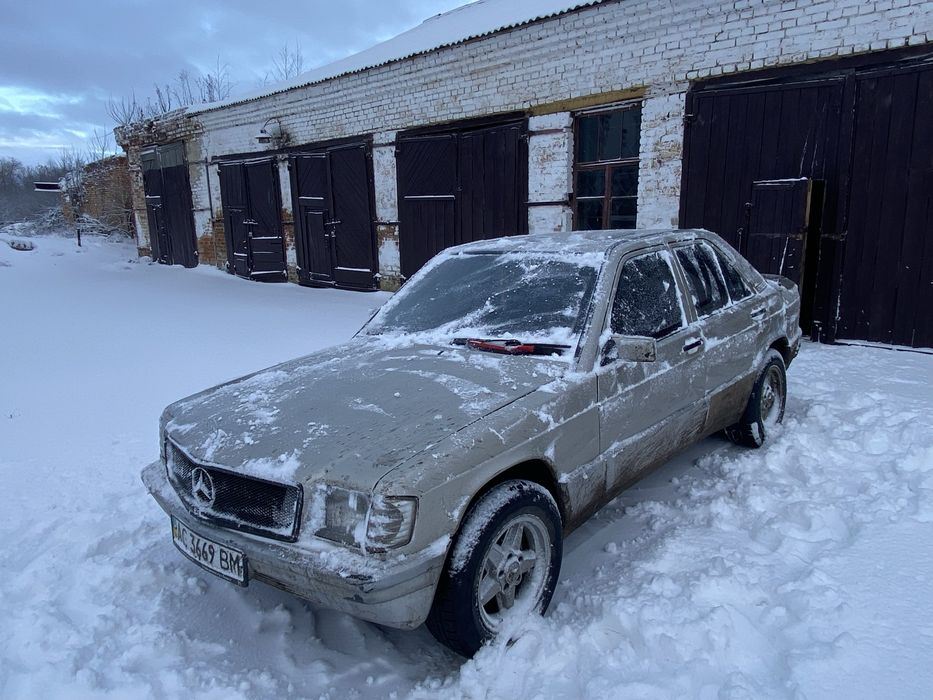 Разбор запчастей Mercedes benz w201 m102 2.0