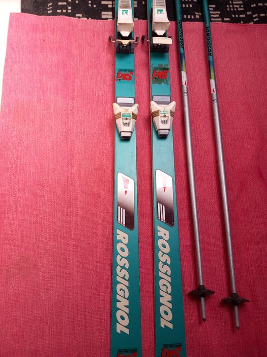 Ski Rossignol 9000 racing finish