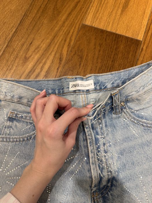 Шорты Zara 34  в стразах