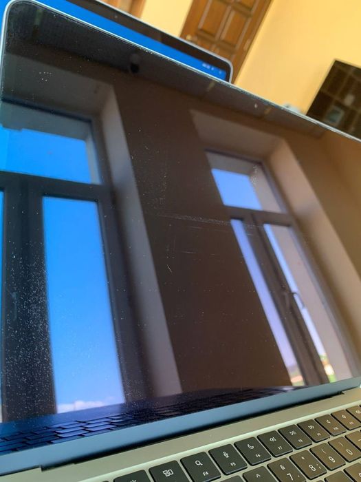 Ноутбук APPLE MACBOOK AIR 13″ 2022 Space Gray M2 8 RAM / 256 SSD