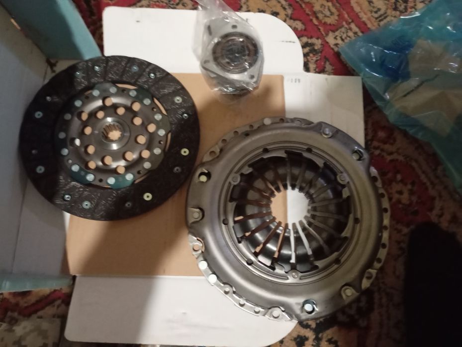 Комплект зчеплення Blue Print код запчастини ADW193046