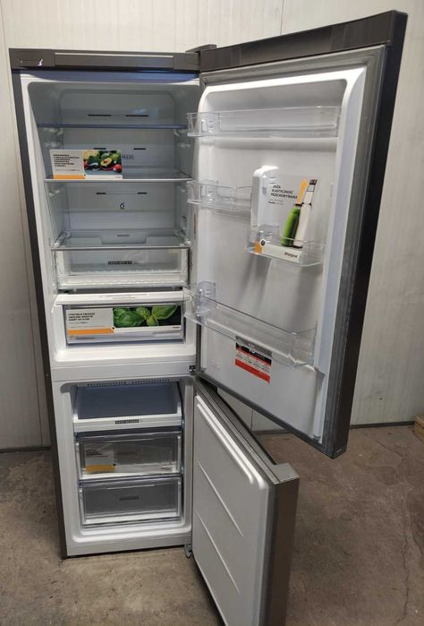 Lodówka Whirlpool W7X82OOX Total No Frost 335L 192cm OUTLET 16JG24