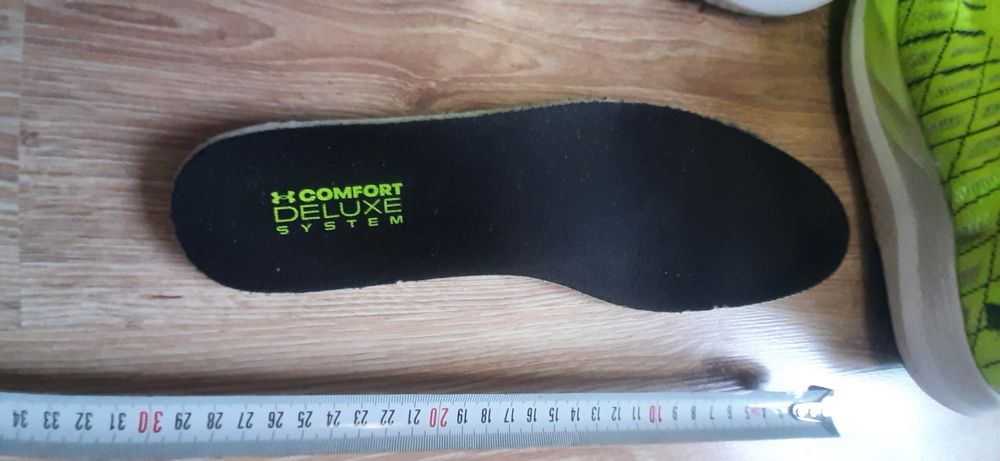 Продам кроссовки  under Armour  размер.45