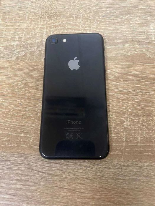 Айфон 8 б,у……..,