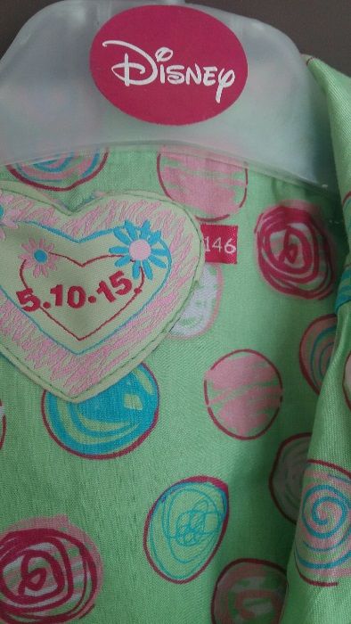 Super płaszczyk dla dziewczynki r.146