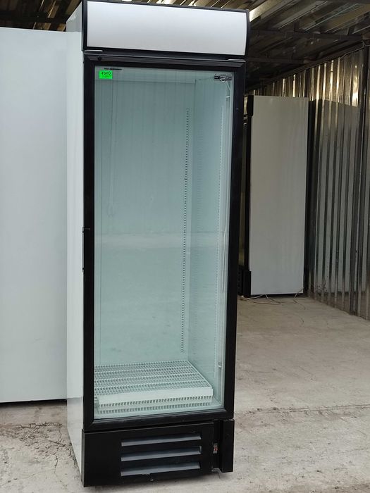 Холодильник витрина шкаф холодильный для напитков торговый бу