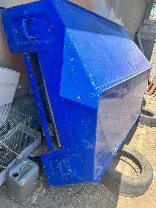 Продам лодку ,,днепр,, з мотором