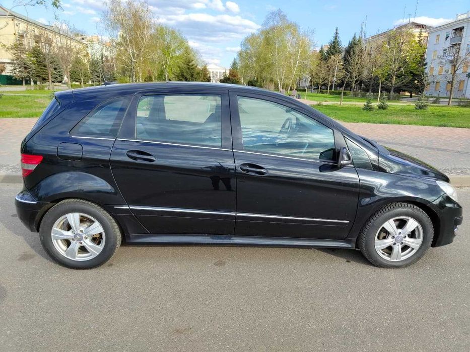 Mercedes-Benz B-Class B 180