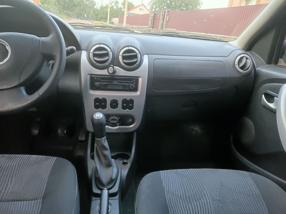 Продам Dacia Logan