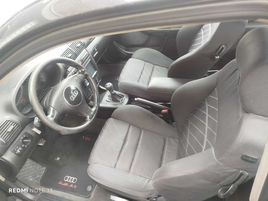 Audi A3 PD 130 de livrete