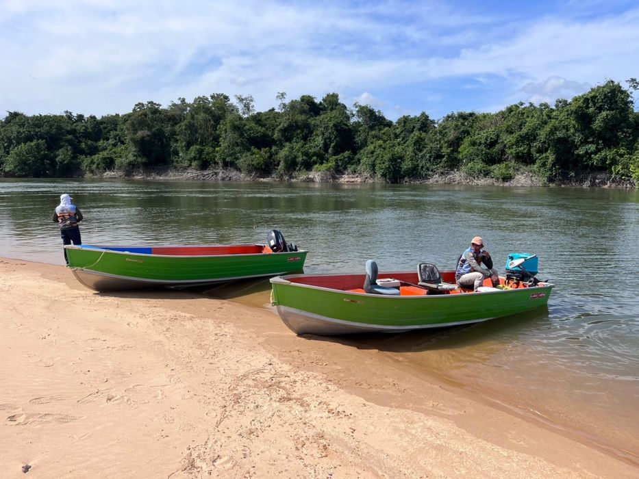 Botes de aluminio novos e seminovos Skiff varias medidas 4,20 e 4,90