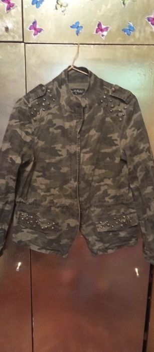 Лёгкая ветровка ,хаки