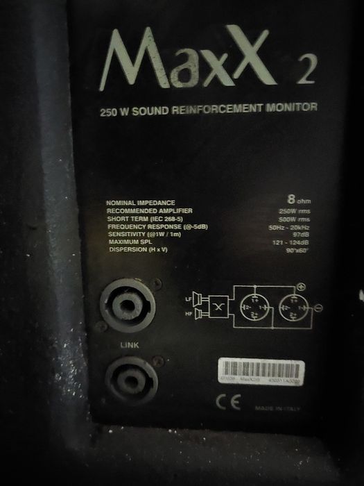 Colunas 2 topos  FBT Max x 2. + mesa mistura  + amplificador