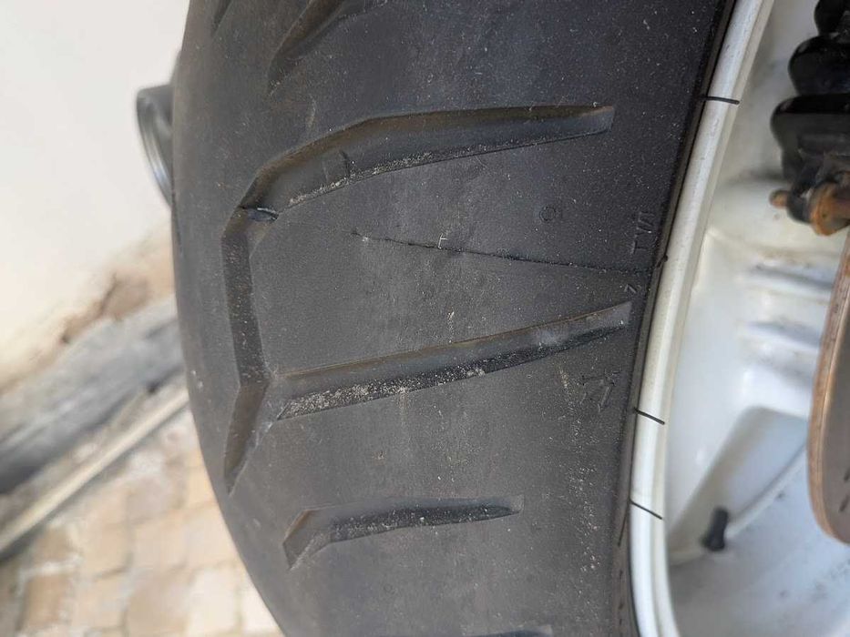 Honda CBR 1000F SC24 – 1989 – Revisão, bateria e pneus novos