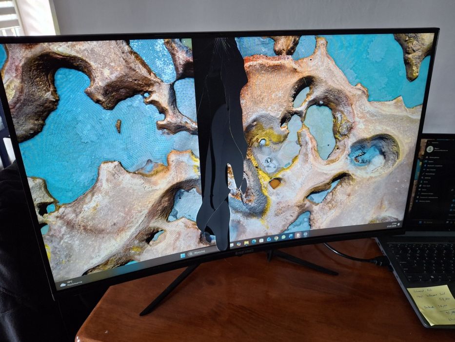 Monitor 27" Grear Voell uszkodzony