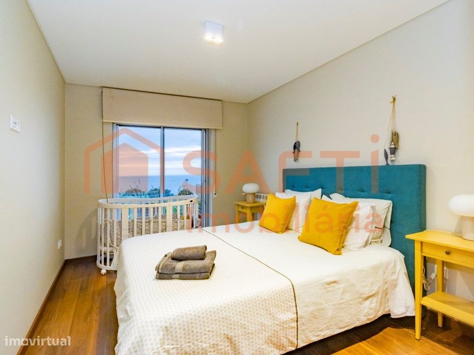 Moradia primeira linha do mar