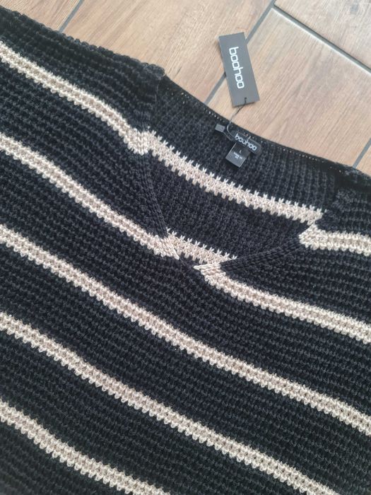 Sweter Boohoo L/XL. Nowy           [249]