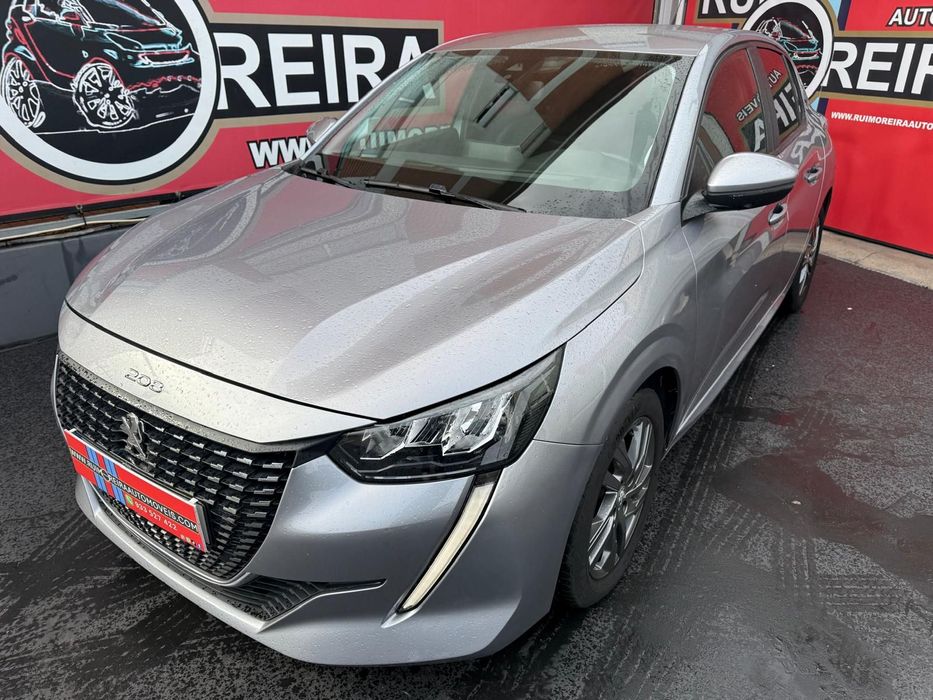 Peugeot 208 PureTech 100 EAT8 Active