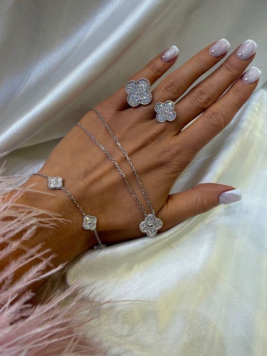Naszyjnik z diamentami naturalnymi 0.40 CT