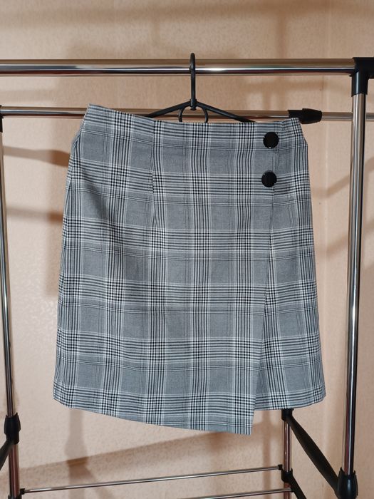 Одяг сток та секонд