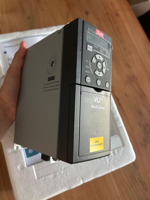 Variador de Velocidade Danfoss VLT Midi Drive FC 280 (Novo)
O artigo