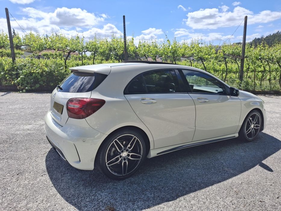 Mercedes-Benz A180 D Amg Pack Night