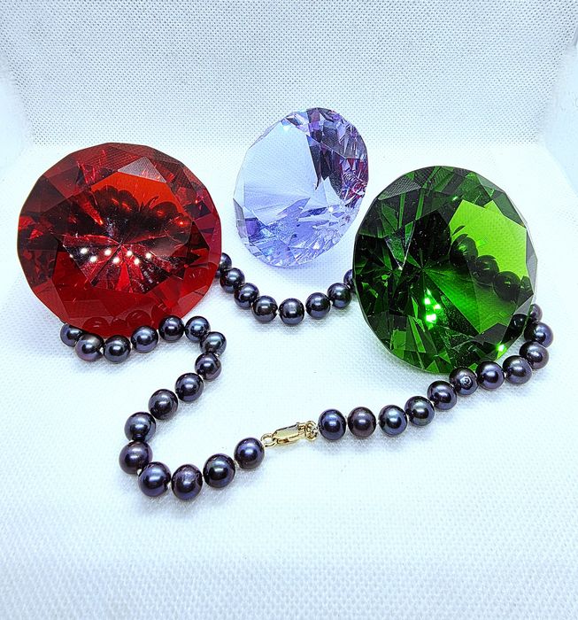 Piękny naszyjnik z  naturalnych Pereł  o barwie Pawiej  45cm 585 14k