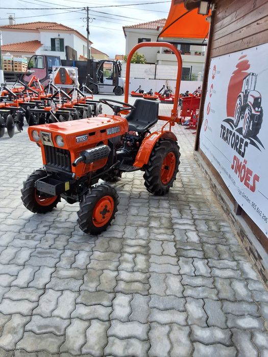 Kubota b5001 /4×4 com frese